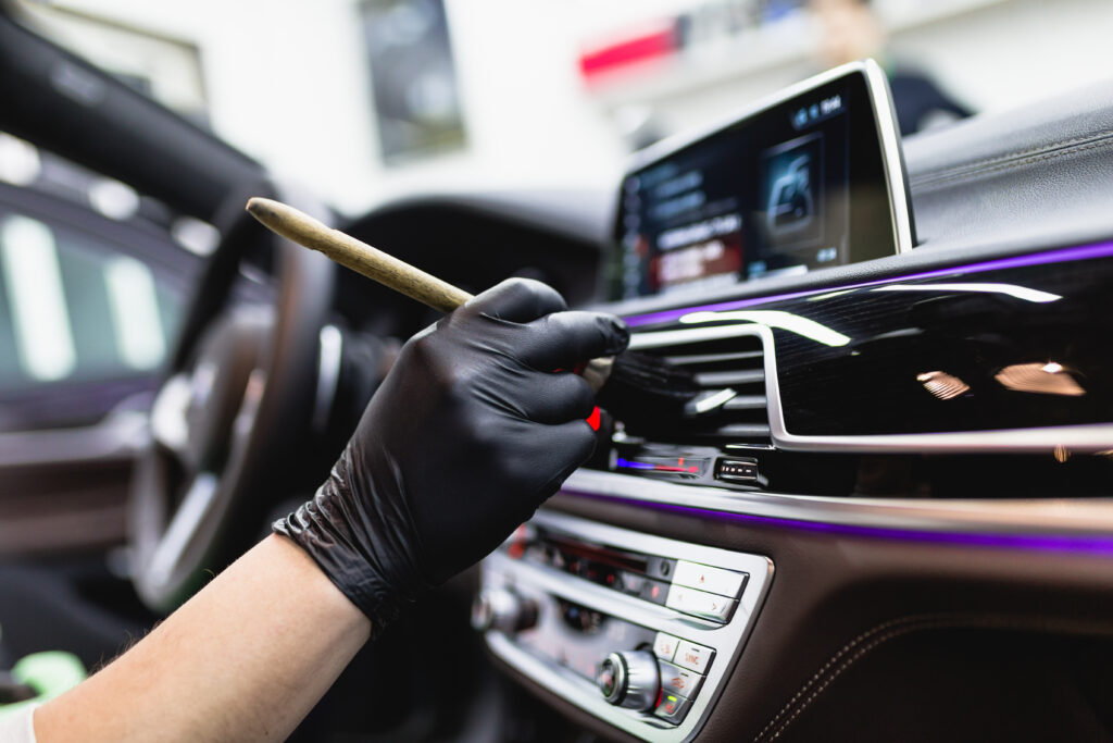 Mobile car valeting services